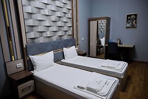 Art Garden Hotel