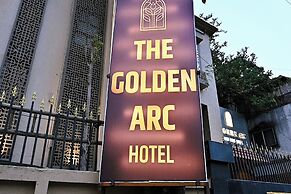 Hotel Golden Arc
