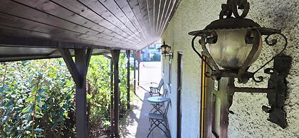 Langford Apartments and Rooms