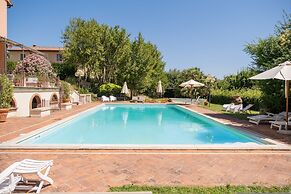 Tricolle Villa con Piscina