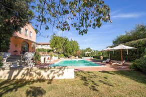 Tricolle Villa con Piscina