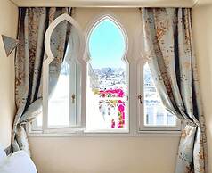Absinthe Guest House