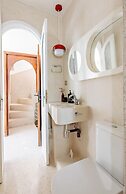 Absinthe Guest House