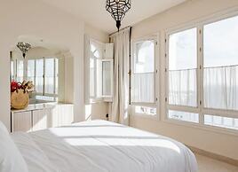 Absinthe Guest House