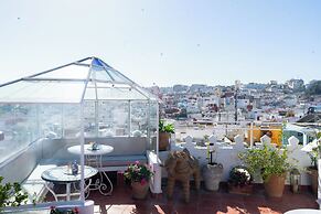 Absinthe Guest House