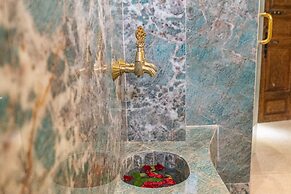 Absinthe Guest House