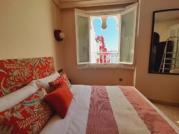 Absinthe Guest House