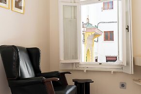 Absinthe Guest House
