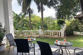 Villa One - Pvt Pool Outdoor Deck North Goa