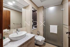 1BR with Study City View Bay Square B7