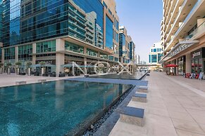 1BR with Study City View Bay Square B7