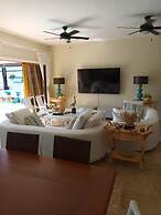 Ocean View Villa 3 BR 8 Guests Pto Bahia