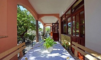 Adriana Apartments