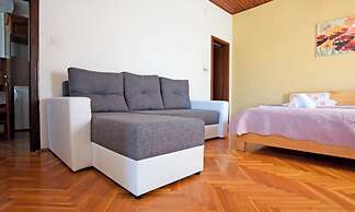 Adriana Apartments