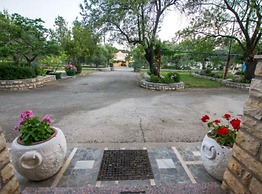 Adriana Apartments
