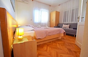 Adriana Apartments