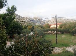 Adriana Apartments