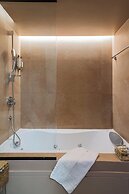 163 Boutique Hotel