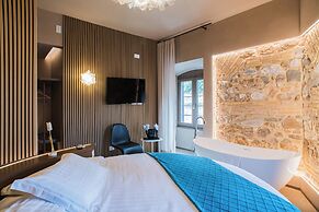 163 Boutique Hotel