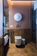 163 Boutique Hotel