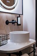 163 Boutique Hotel