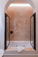 163 Boutique Hotel