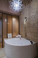 163 Boutique Hotel