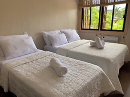 Stefanie Grace Inn