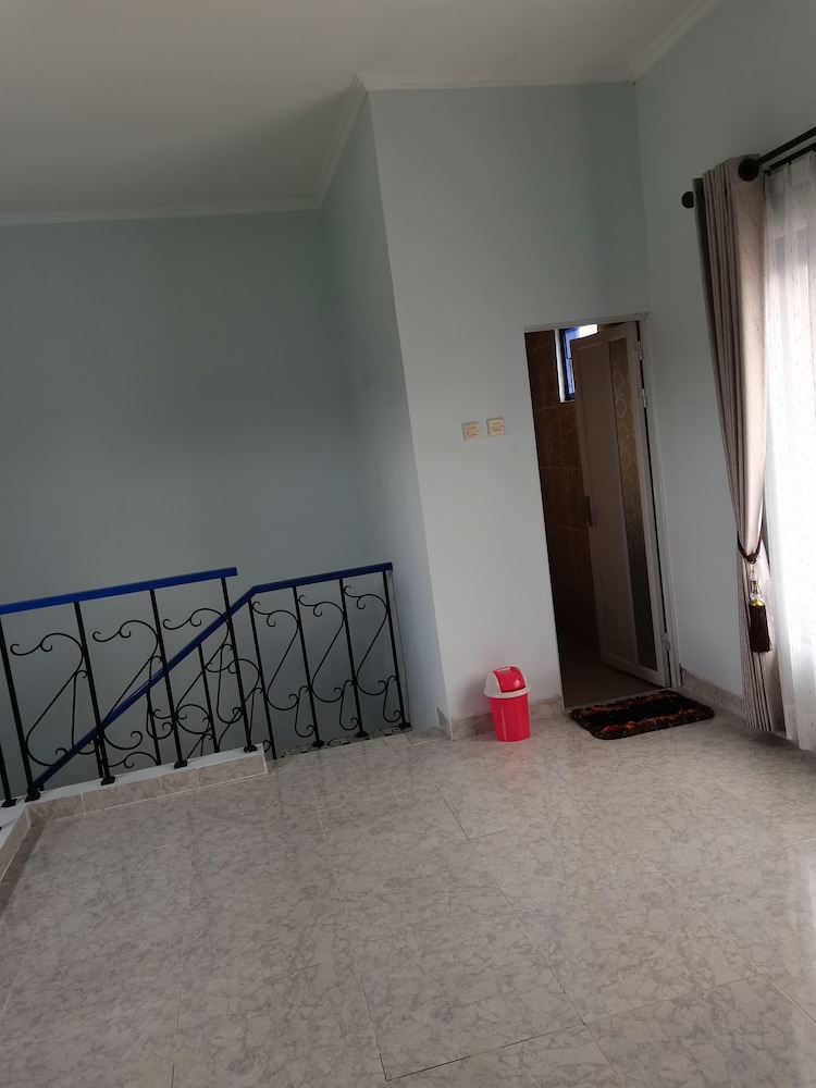 ZG Villa Batu