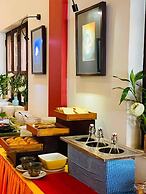 VPlus Hotel