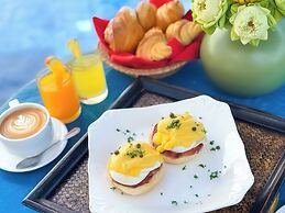 VPlus Hotel