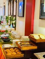 VPlus Hotel