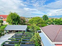 Garden House Rice Field and Mountain View