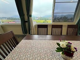 Garden House Rice Field and Mountain View