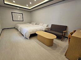 VOVO Hotel
