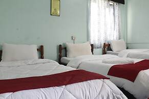 Pushpa Guest House