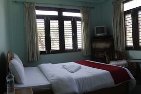 Pushpa Guest House
