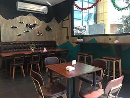 Airport Mini Hostel at Don Muang Airport