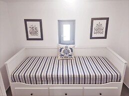 Skyros BnB Anna House in Brooke