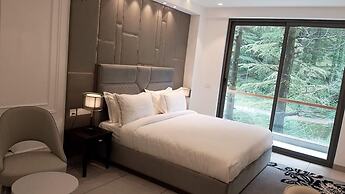 Mastiff Select Mandavya Dharamkot, McLeodganj