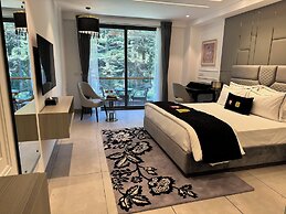 Mastiff Select Mandavya Dharamkot, McLeodganj