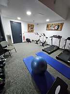 1 Bed Flat - Sleeps 2 - Parking - Balcony - Wifi