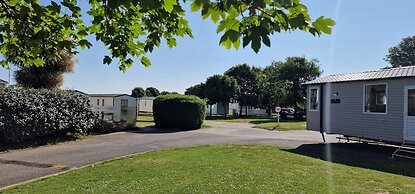 D&ashortbreaks-stmargaretsbay-parking