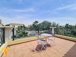 Venduras- Luxe 3BR Villa Jumeirah Park