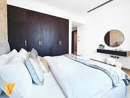Venduras- Luxe 3BR Villa Jumeirah Park