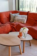 Cozy Beach Apartment With Garden