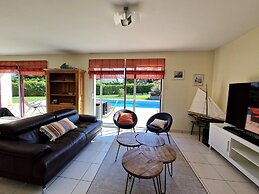 Holiday Villa With Pool in Sarzeau