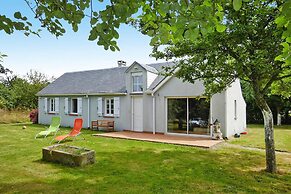 Chalet Near Mont St. Michel & Nature Trails