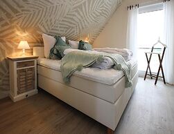 Cottage in Rugen Near Sandy Beach