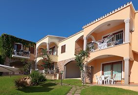 Apartment in Badus With Communal Pool
